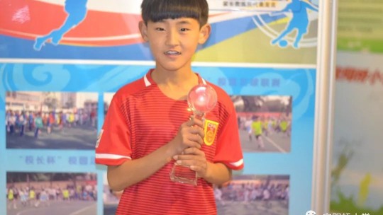 安陽橋小學球員嶄露頭角 河南建業(yè)U12拋來橄欖枝