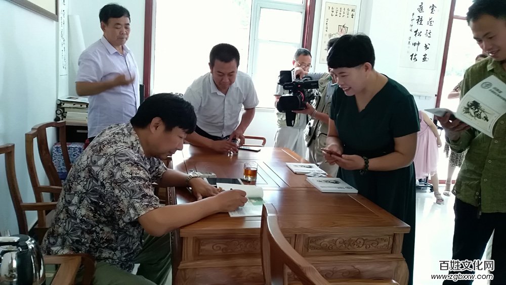 CCTV我愛你中華網(wǎng)絡電視頻道《放飛夢想》欄目走進山東儒林文化園
