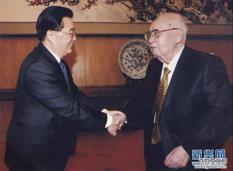 王光英同志遺體在京火化，習(xí)近平等到八寶山革命公墓送別