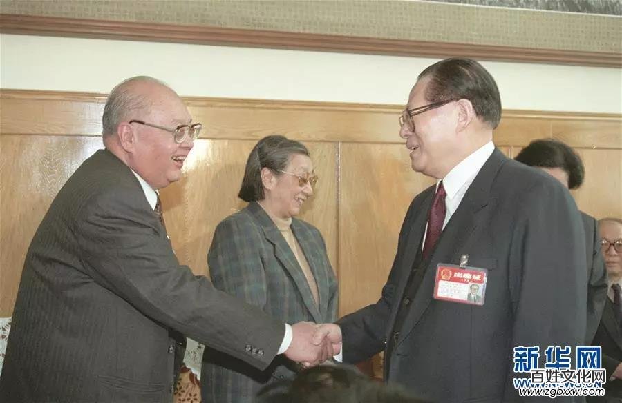王光英同志遺體在京火化，習(xí)近平等到八寶山革命公墓送別