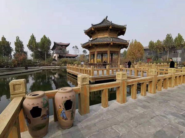 媒企“牽手”共慶第二十個中國記者節(jié) ——記者采風團走進邯鄲市肥鄉(xiāng)區(qū)叢臺酒苑