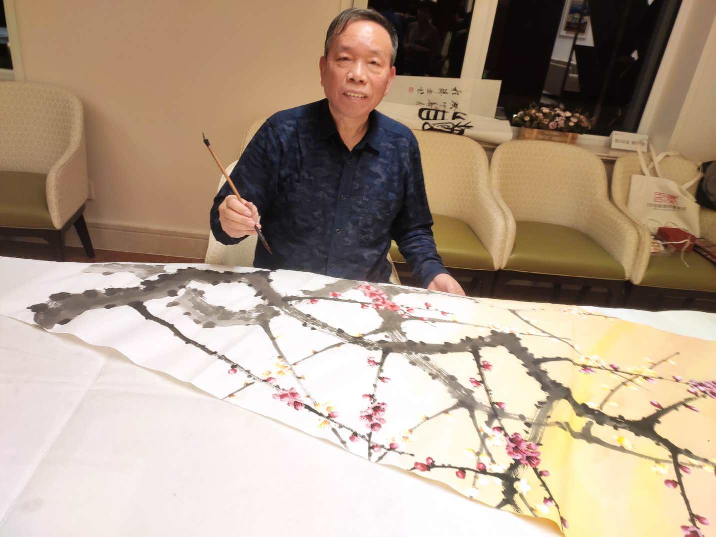 北京市東城區(qū)美術(shù)家協(xié)會(huì)系列采風(fēng)活動(dòng)在延慶舉行 北京市東城區(qū)美術(shù)家協(xié)會(huì)系列采風(fēng)活動(dòng)在延慶舉行