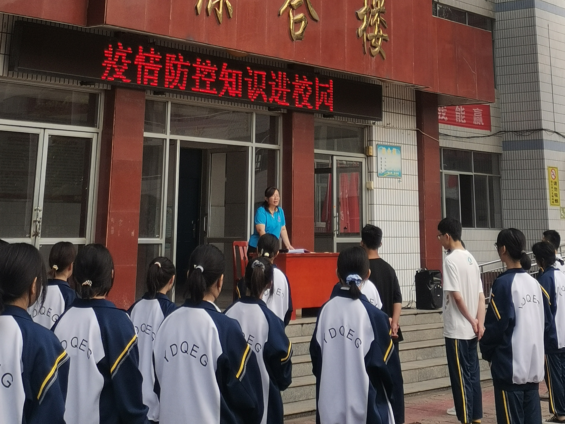 勝桂紅：當(dāng)沖鋒號(hào)響起的時(shí)候，她再度請(qǐng)纓