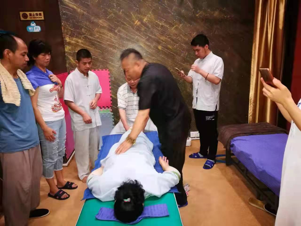悲智雙運(yùn) 醫(yī)術(shù)精湛，中醫(yī)傳人——杜愛民