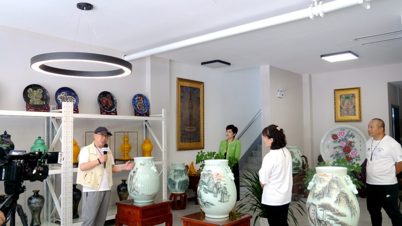 中國文藝名家展覽館淄博館揭牌，落戶淄博博林陶瓷琉璃藝術(shù)院