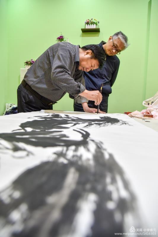 安陽(yáng)市書(shū)畫(huà)藝術(shù)研究會(huì)金融分會(huì)舉行第九次書(shū)畫(huà)筆會(huì)