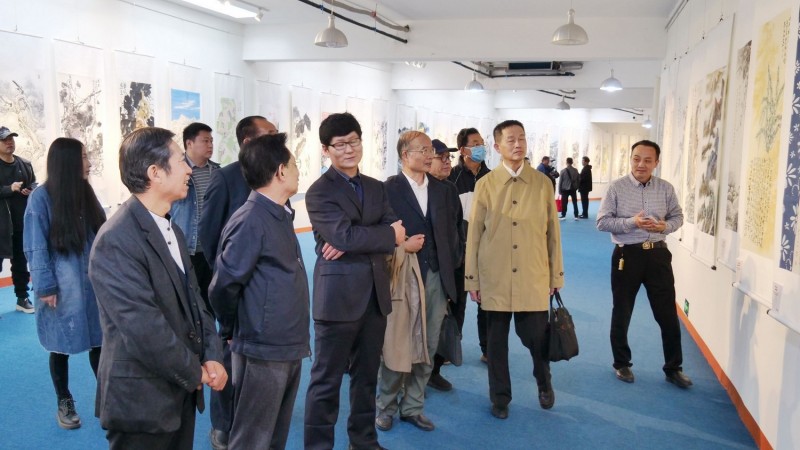 全球華人書法大展暨中國徐悲鴻畫院成立30周年國際水墨畫邀請(qǐng)展在京開幕