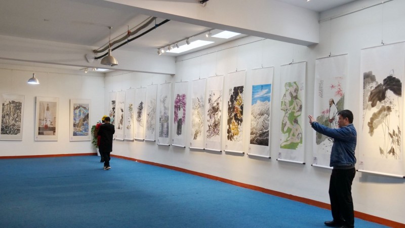 全球華人書法大展暨中國徐悲鴻畫院成立30周年國際水墨畫邀請(qǐng)展在京開幕