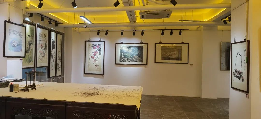 迎新年"愿景共享"中美聯(lián)合藝術(shù)交流展在上海中國(guó)書法院北外灘藝術(shù)館開展 迎新年"愿景共享"中美聯(lián)合藝術(shù)交流展在上海中國(guó)書法院北外灘藝術(shù)館開展